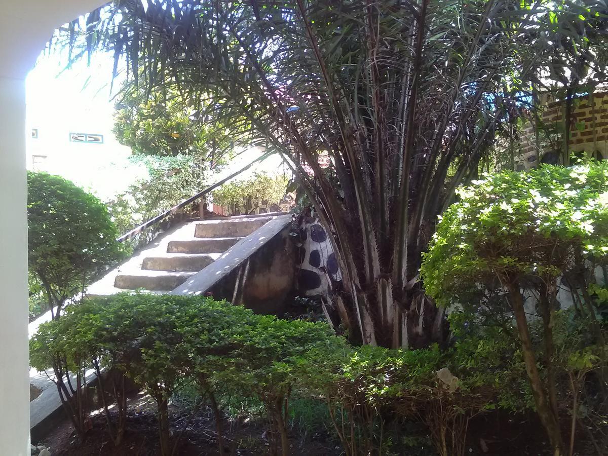 Cyangugu Gloria Motel المظهر الخارجي الصورة